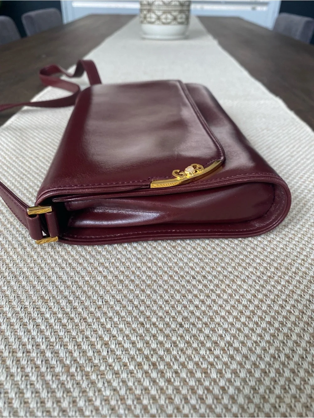 Vintage Gucci Crossbody or Clutch Bag in Burgundy Red - Picture 6 of 14